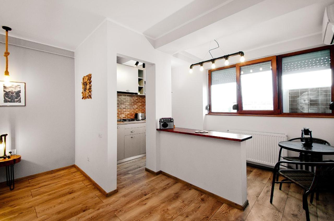 Wood&Steel Apartment Galaţi Εξωτερικό φωτογραφία
